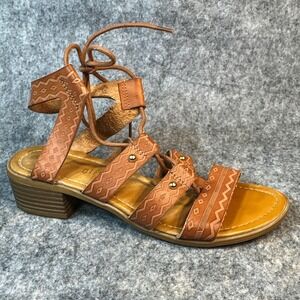 Madden Girl Trina Sandals Size 6.5 Brown Lace-Up Gladiator Vegan Leather Boho